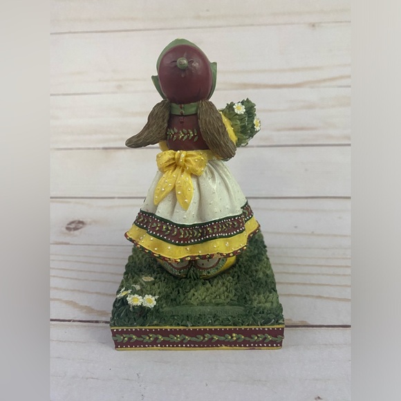 Demdaco Woodsong Bunny Figurine A SPECIAL DAY 2002 Figurine - Picture 3 of 6